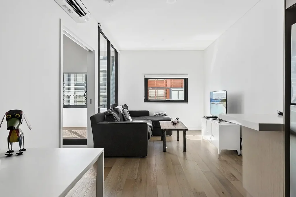 Stunning One Bedroom Apartment