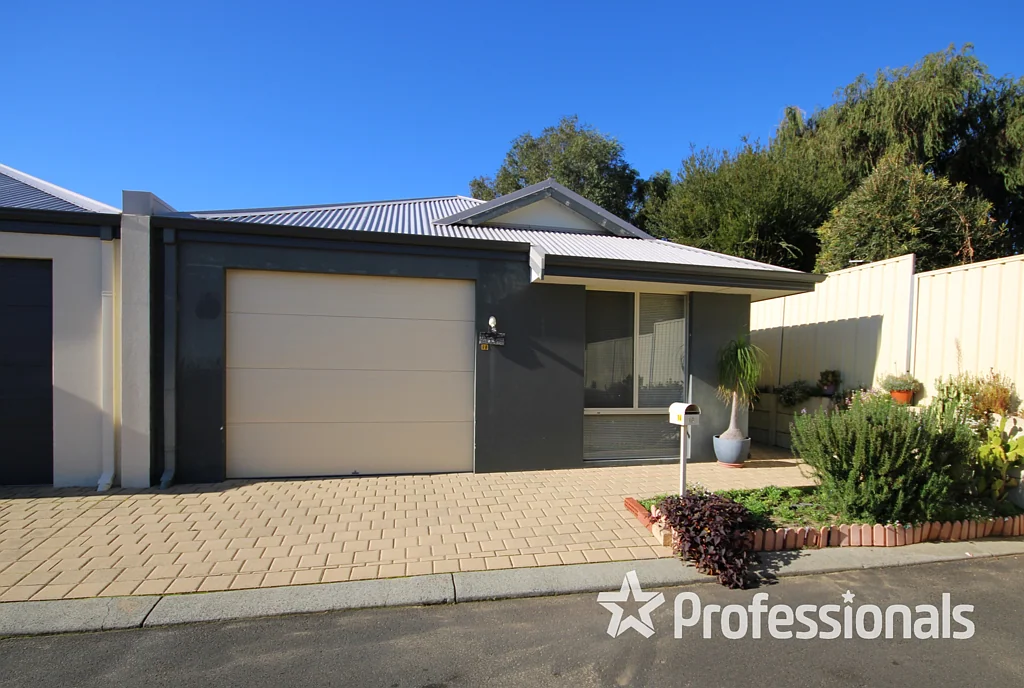 16/2 Heavenly Court, Australind, WA 6233