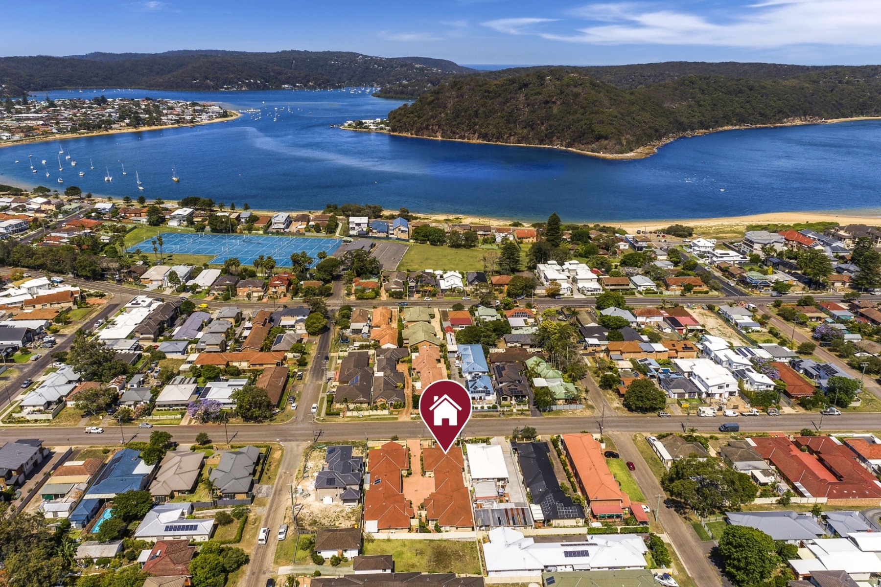 141-143 BARRENJOEY RD, ETTALONG BEACH NSW 2257, 0 rūma, 0 rūma horoi, House