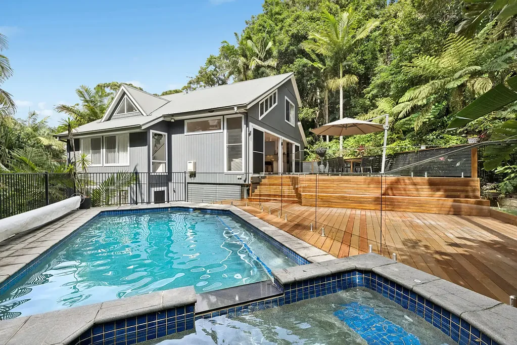 North Avoca 4ห้องนอน Luxury family sanctuary just moments from the beach