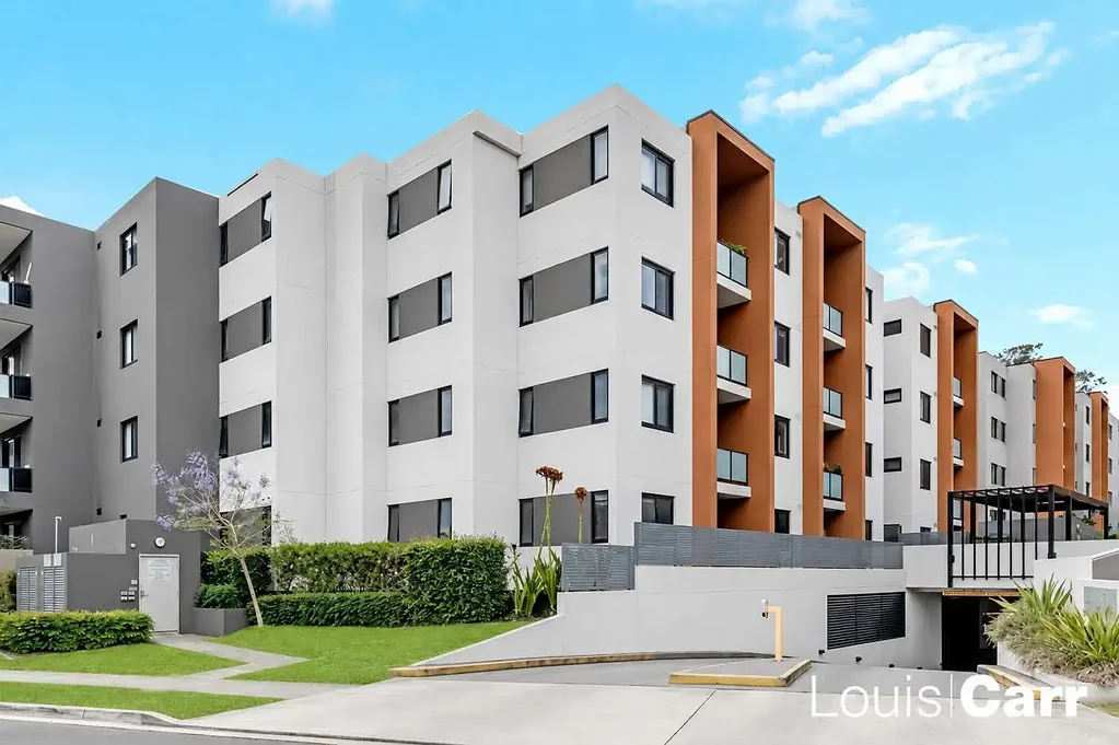 Rouse Hill 2房 Rouse Hill便捷位置 现代两居室公寓 宽敞空间 主套房带套间 学习角落 优质装修 步行Metro&购物中心 安全停车 共享娱乐区 Modern Metro Living with Study Nook & 'Walk-to-Everything' Convenience.