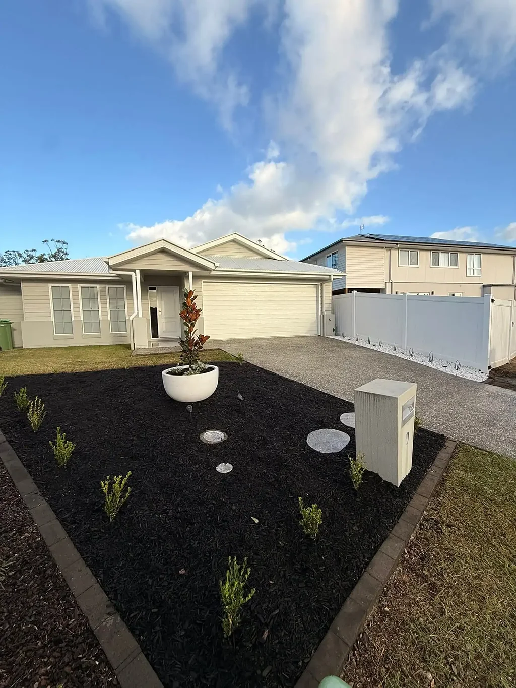 Stunning large 4 bedroom home on large block