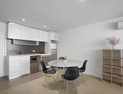 401/243 Franklin Street, Melbourne, Melbourne CBD, 2房, 1浴, Apartment