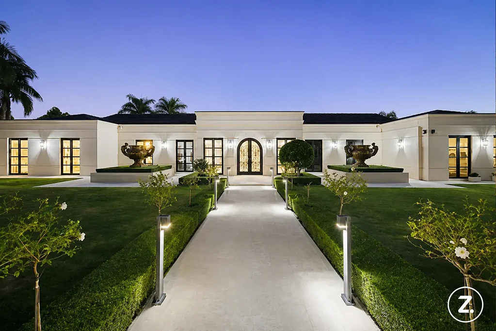 Guanaba 4 Bedroom More than a residence, Rivendell is a private sanctuary where timeless European elegance meets modern Australian luxury