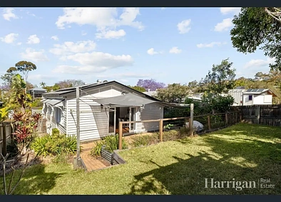 44 Carmel Street, Bardon, QLD 4065, 4房, 2浴, House
