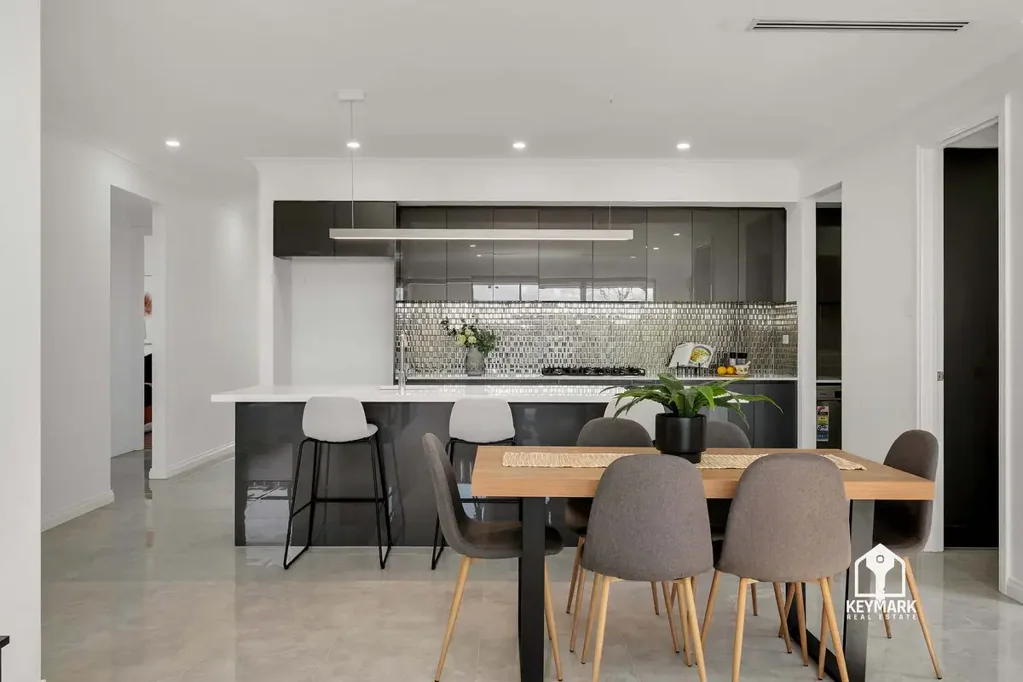 16 Eastbourne Street, Riverlea Park, SA 5120