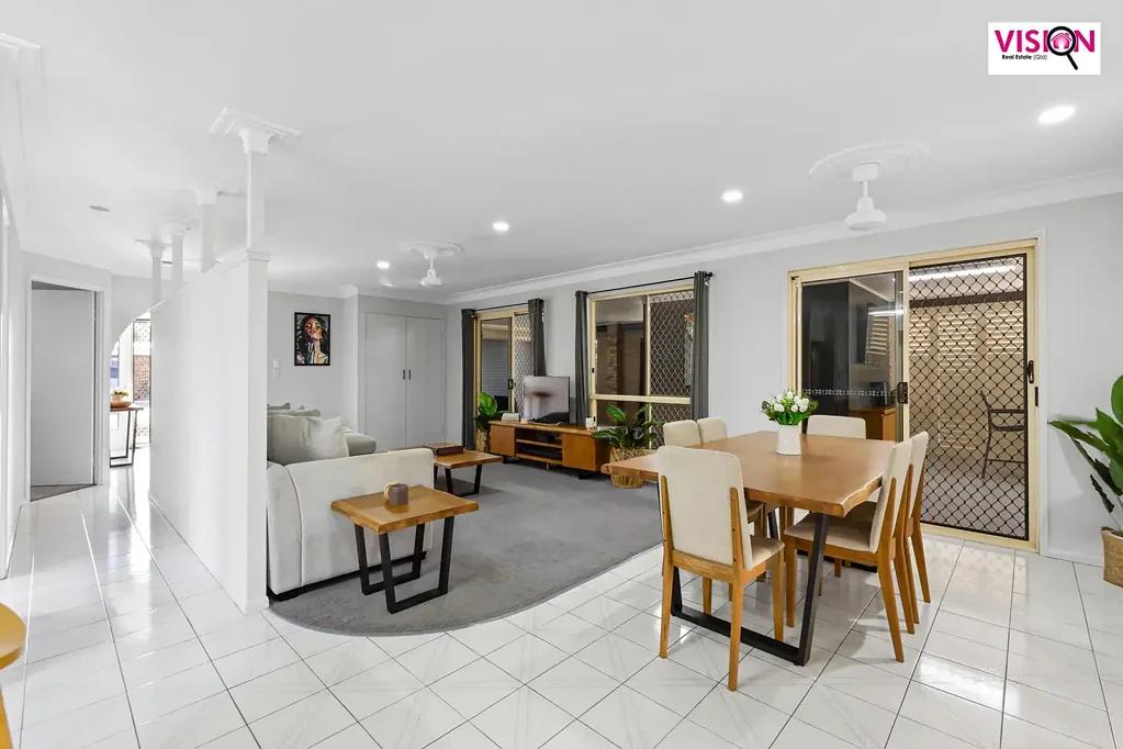 Andergrove 4ห้องนอน Standout Family Home with Premium Shed & Enclosed Outdoor Living