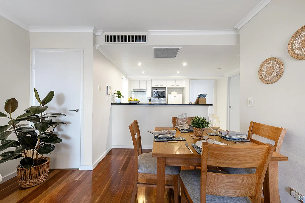 Hornsby 1ห้องนอน Lifestyle Perfection in a Spacious Modern Full-Brick Apartment with Resort-Style Amenities, Just Steps from Everything