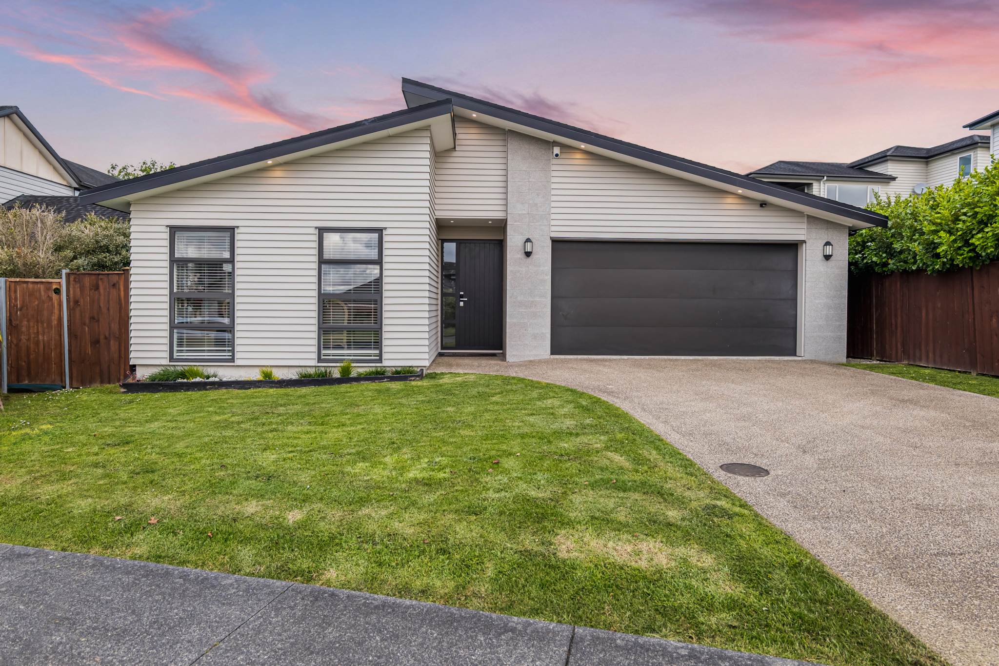23 Gumdigger Rise, Millwater