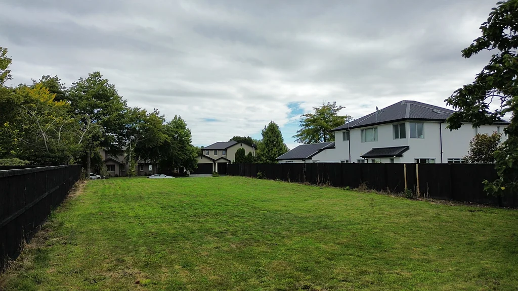 Casebrook 1,001m² of Prestige and Potential