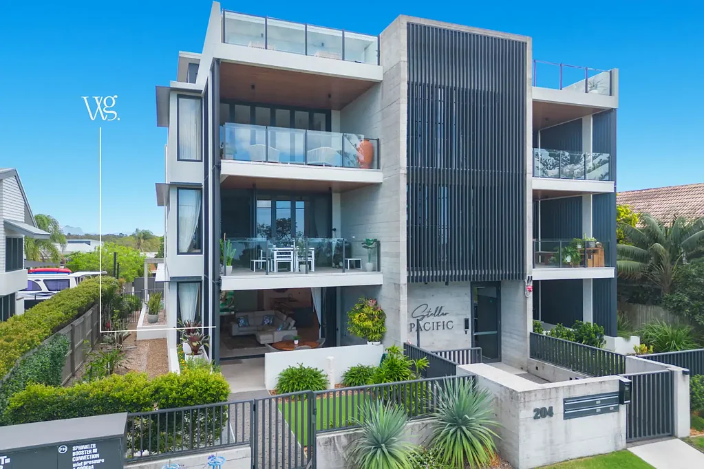 Kingscliff 2 Bedroom Oversized Beachfront Residence in Boutique Complex