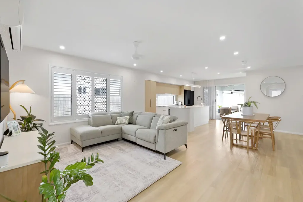 Beaconsfield 4 Slaapkamer Move-In Ready Living with Modern Comfort