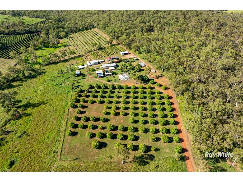 765 Keppel Sands Road, Coowonga, QLD 4702