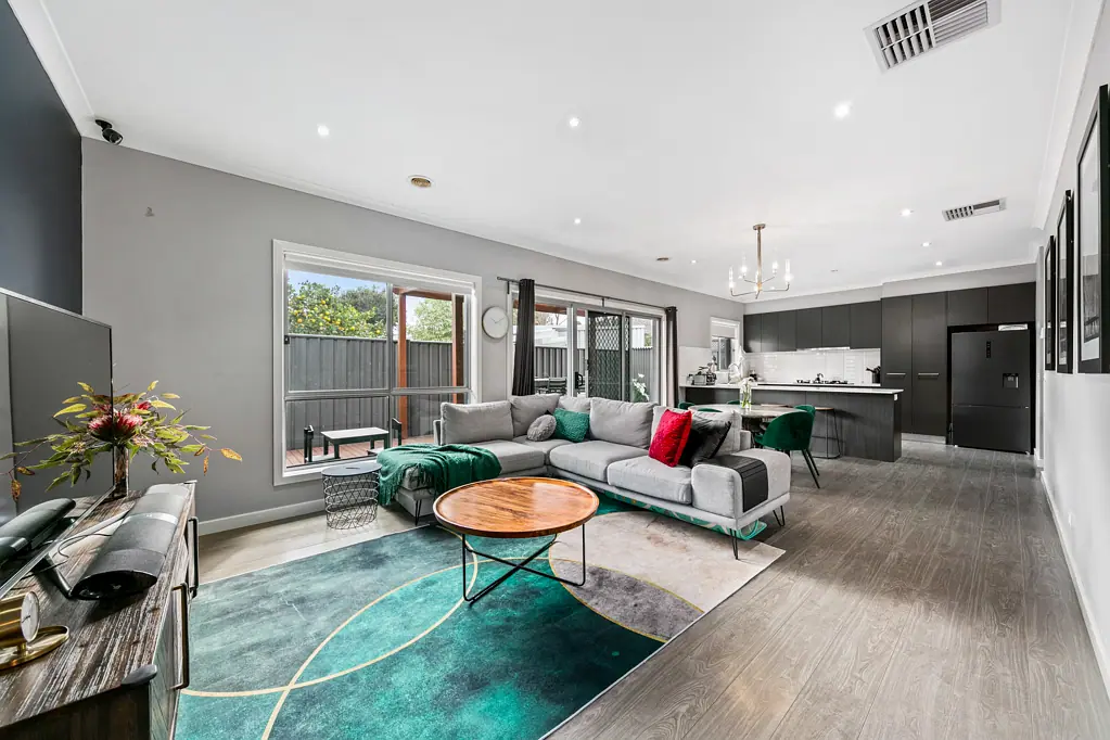 2/52 McLaughlin Street, Ardeer, VIC 3022