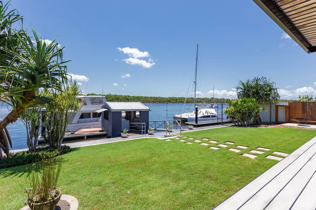 15 Esplanade, Tin Can Bay, QLD 4580
