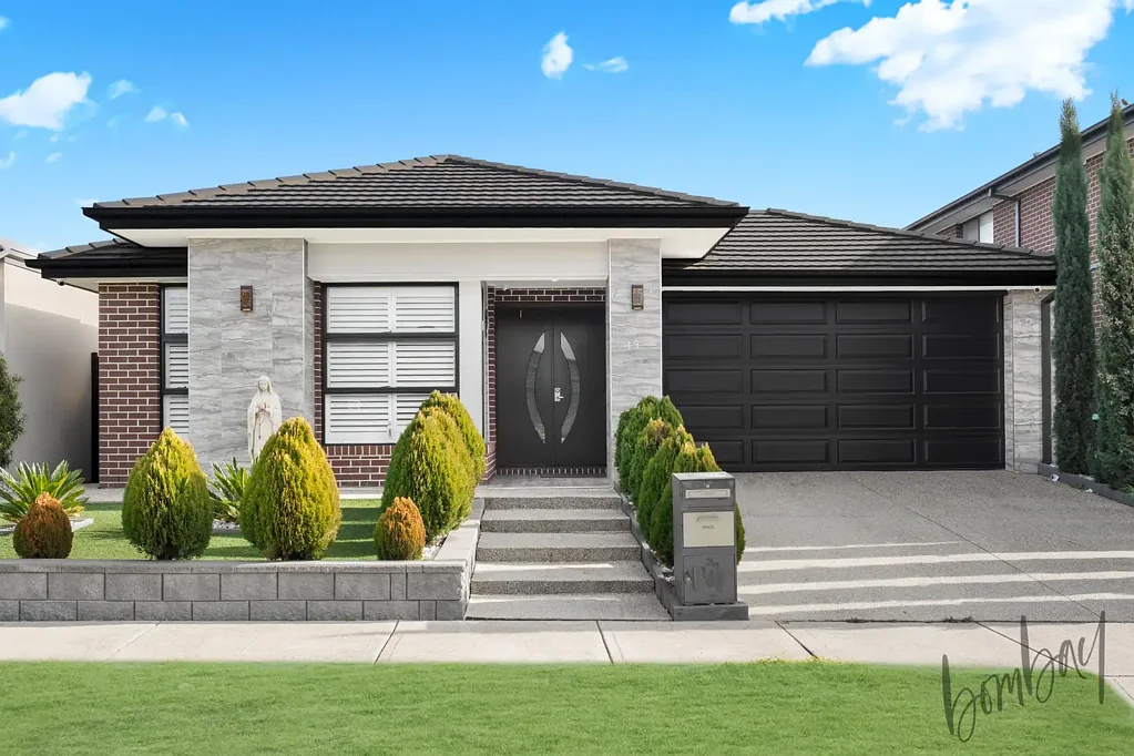 19 Landsdowne Avenue, Mickleham, VIC 3064