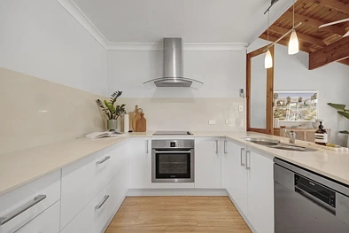 17 Ensenada Court, Broadbeach Waters, QLD 4218, 4 chambres, 2 salles de bain, House