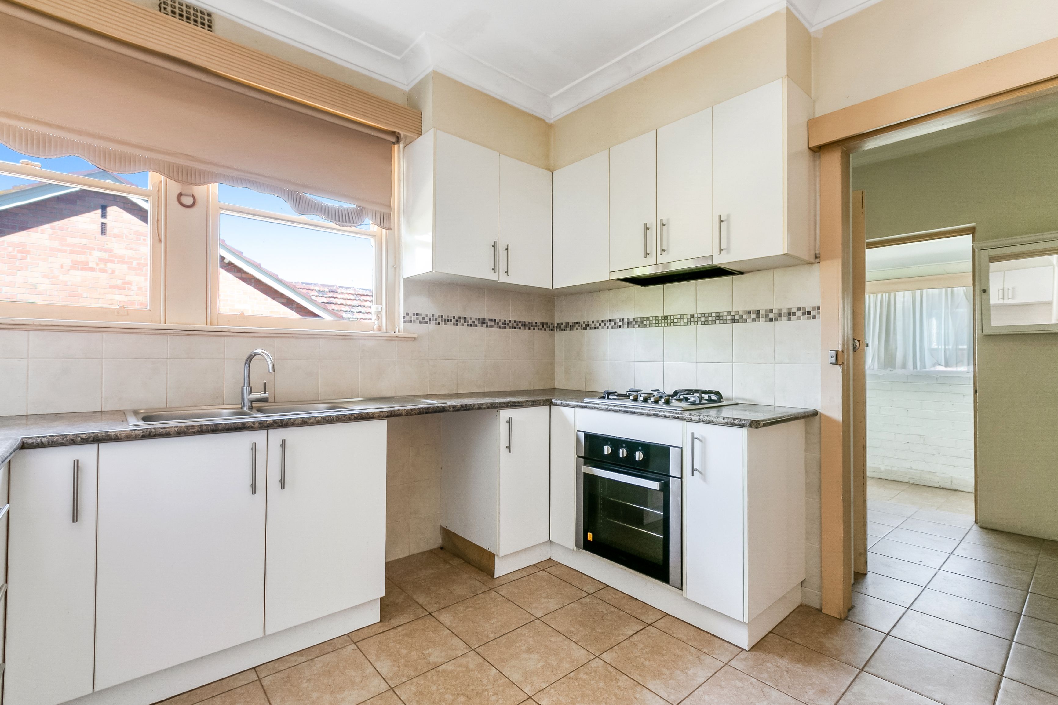 213 SPRING ST, RESERVOIR VIC 3073, 0 Kuwarto, 0 Banyo, House