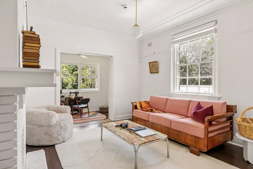 Summer Hill 2कमरा 2 beds + study / top-floor home in Art Deco building