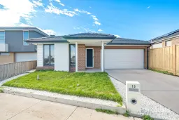 15 STILO Crescent, Truganina