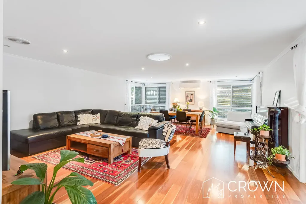 Rothwell 3Zimmer THE PERFECT PLACE TO CALL HOME - PRIME LOCATION - SHORT STROLL TO MUELLER COLLEGE