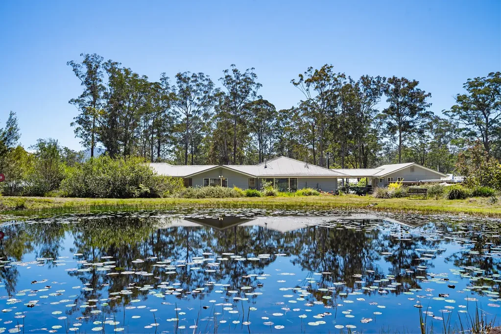 Nabiac Private 19-Acre Lifestyle Sanctuary with Pool, Dam and Flexible Accommodation