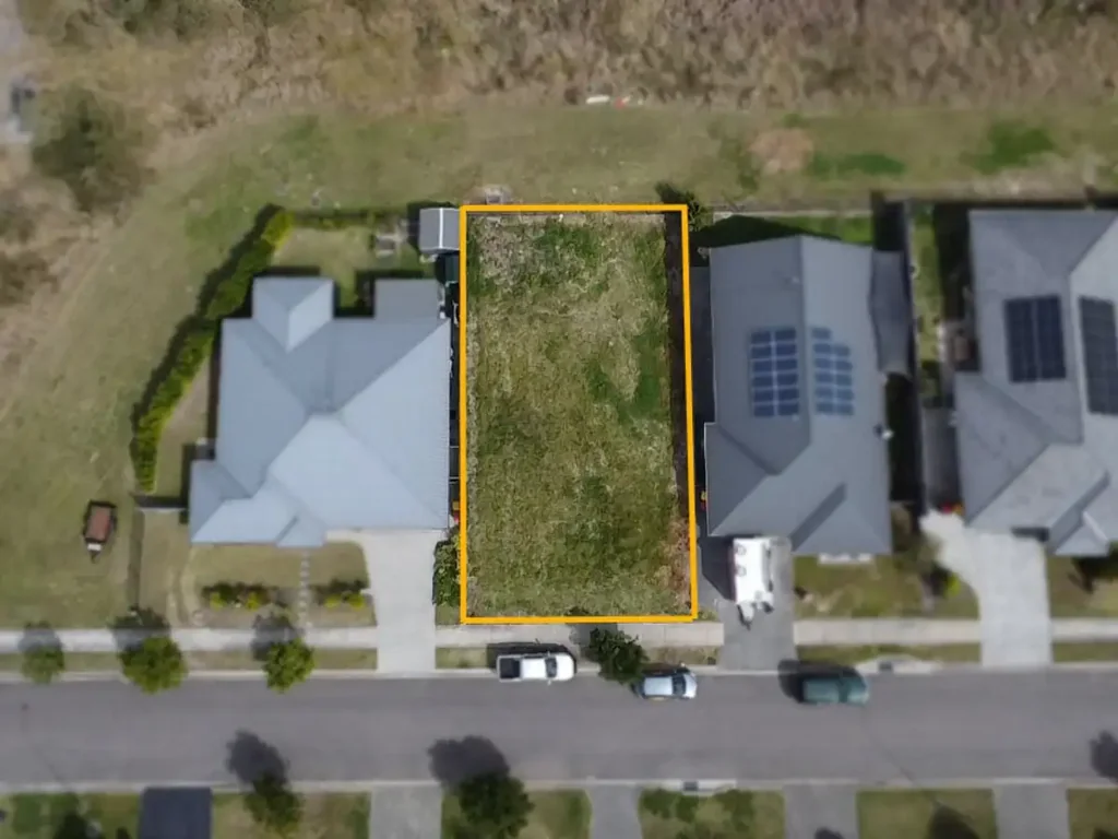 Flagstone Prime Land for Sale in Thriving Flagstone - Ready to Build!