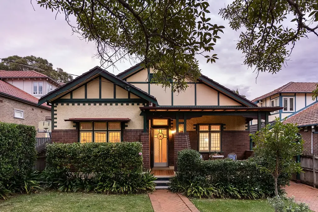 13 Ivanhoe Road, Croydon, NSW 2132