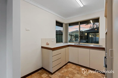 4/163 Edinboro Street, Joondanna, WA 6060, 3 rūma, 1 rūma horoi, House