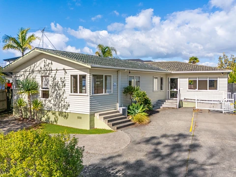 Pakuranga 3 Bedroom Home with Development Potential & Childcare Use