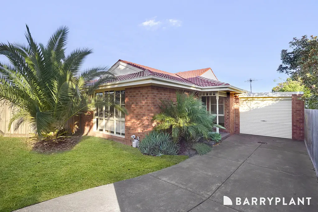 Berwick 2Kwarto Charming & Convenient Living in Sought-After Northside Berwick