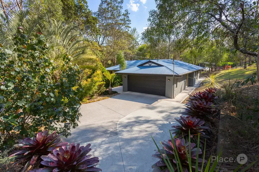 16 Kindra Avenue, Karana Downs, QLD 4306