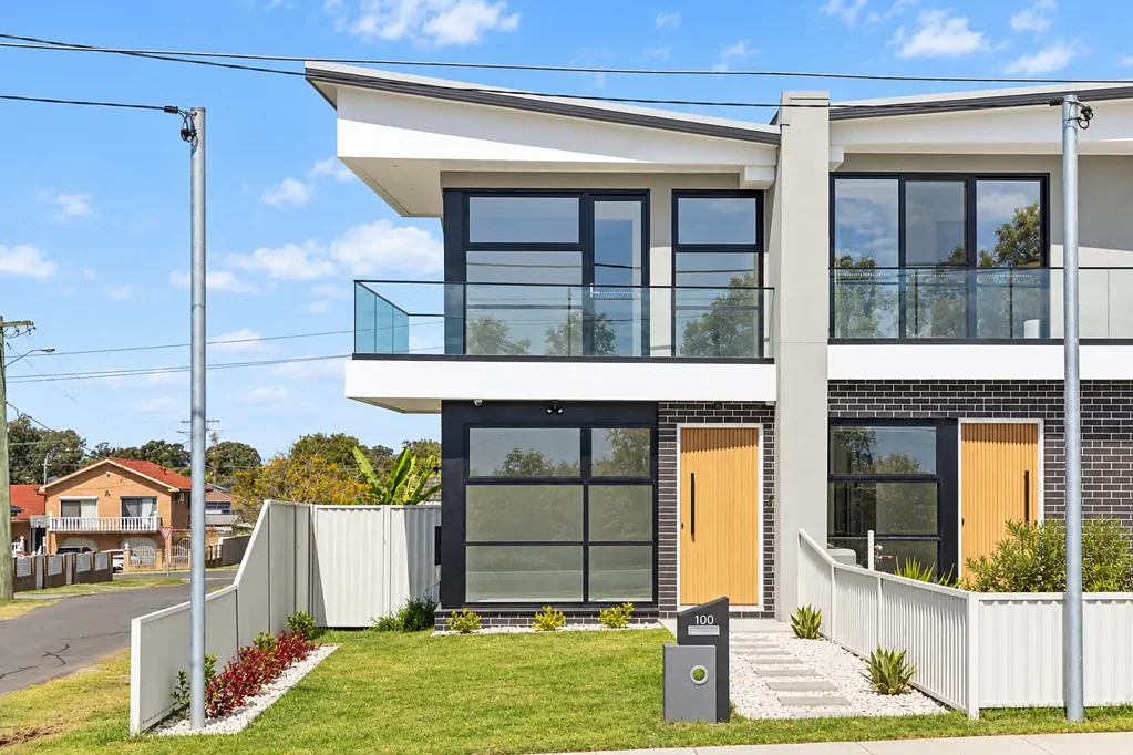 Canley Heights 4બેડરૂમ Great Entry Level - Walk to Everything