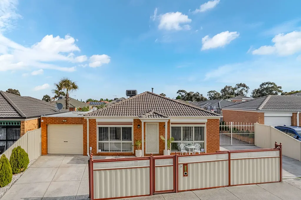 39 Sandover Drive, Roxburgh Park, VIC 3064