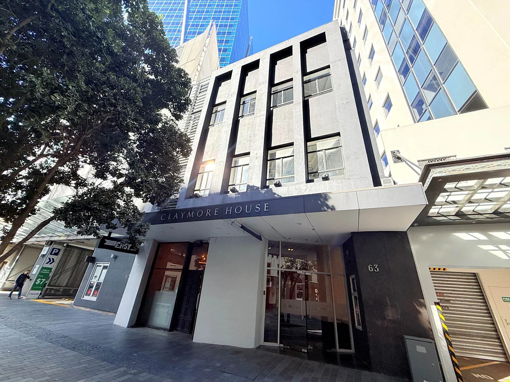 Auckland Central INDUSTRIAL STYLE OFFICE ON FORT STREET