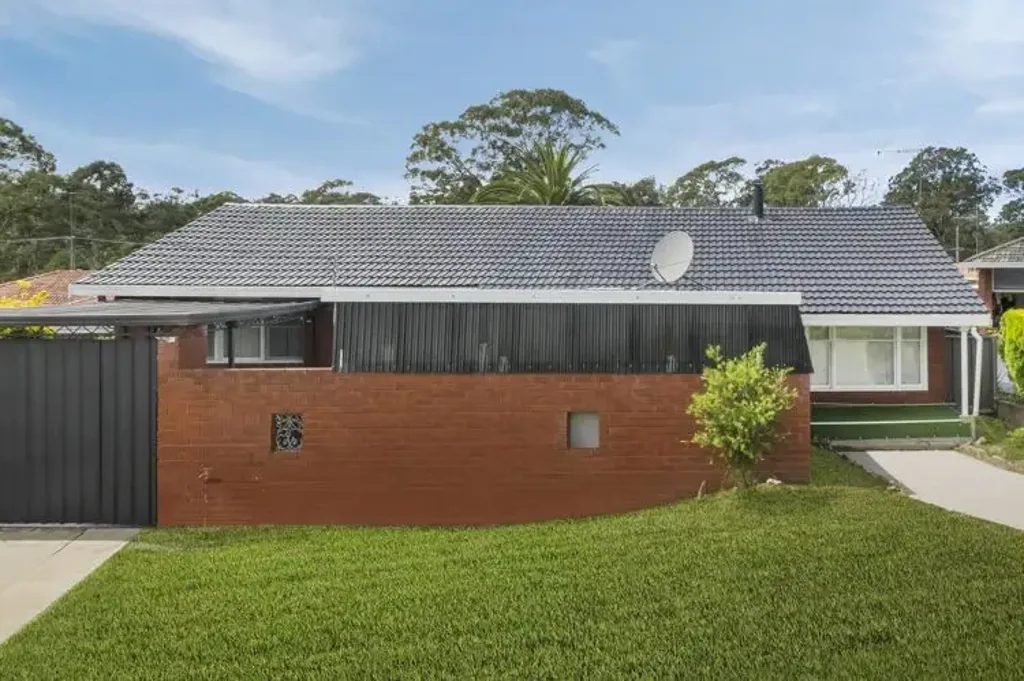 6 Colo Place, Campbelltown, NSW 2560