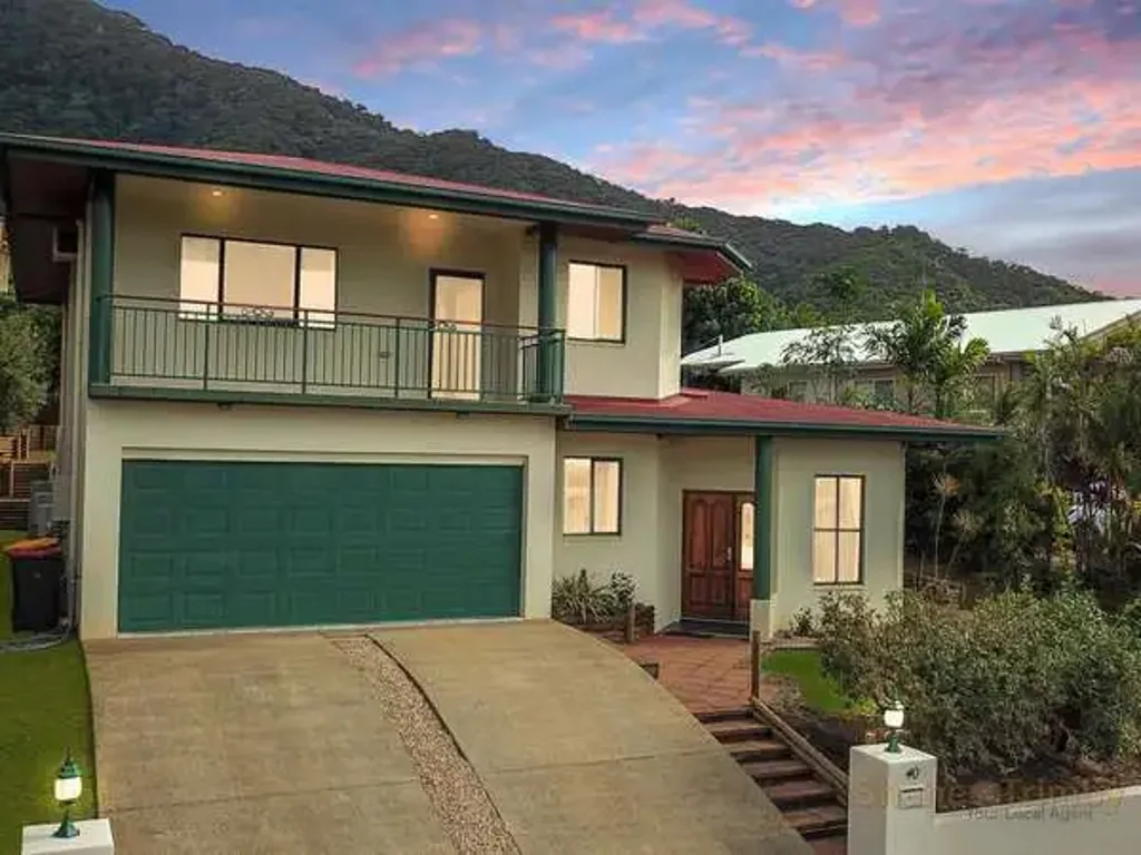 40 Pepperwood St, Redlynch, QLD 4870