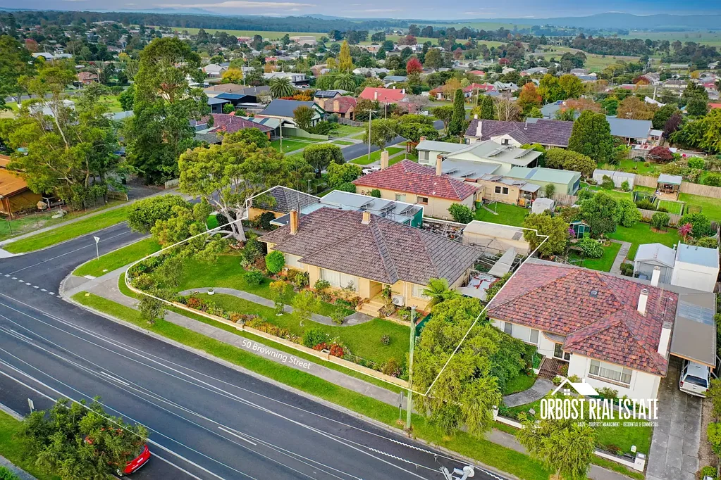 Orbost 3 Bedroom TIMELESS BRICK HOME, CONVENIENT IN TOWN LOCATION.