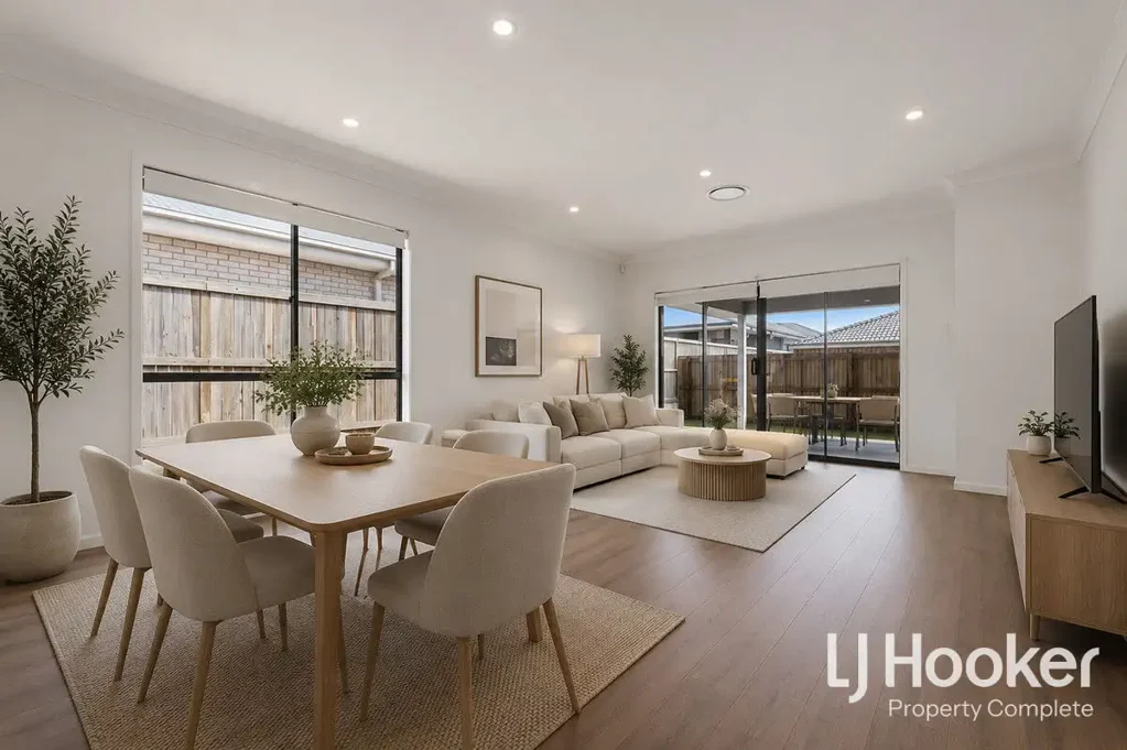 Hamptons Inspired - Stunning Kitchen - Ducted Air Conditioni