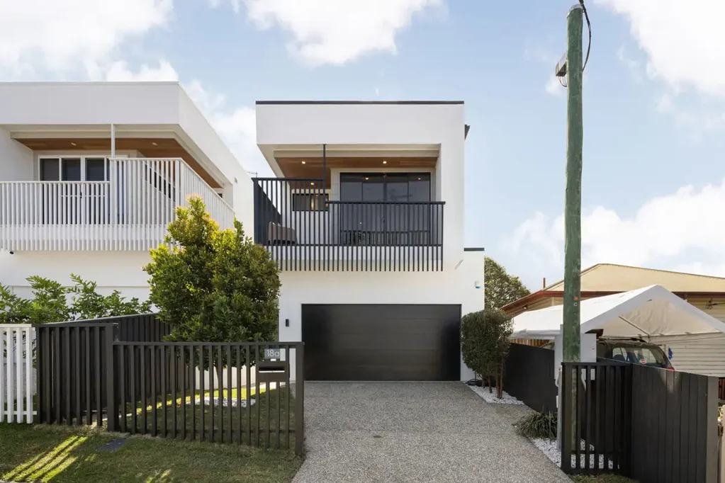 Holland Park 4Kwarto Modern Elegance and Resort-Inspired Family Living