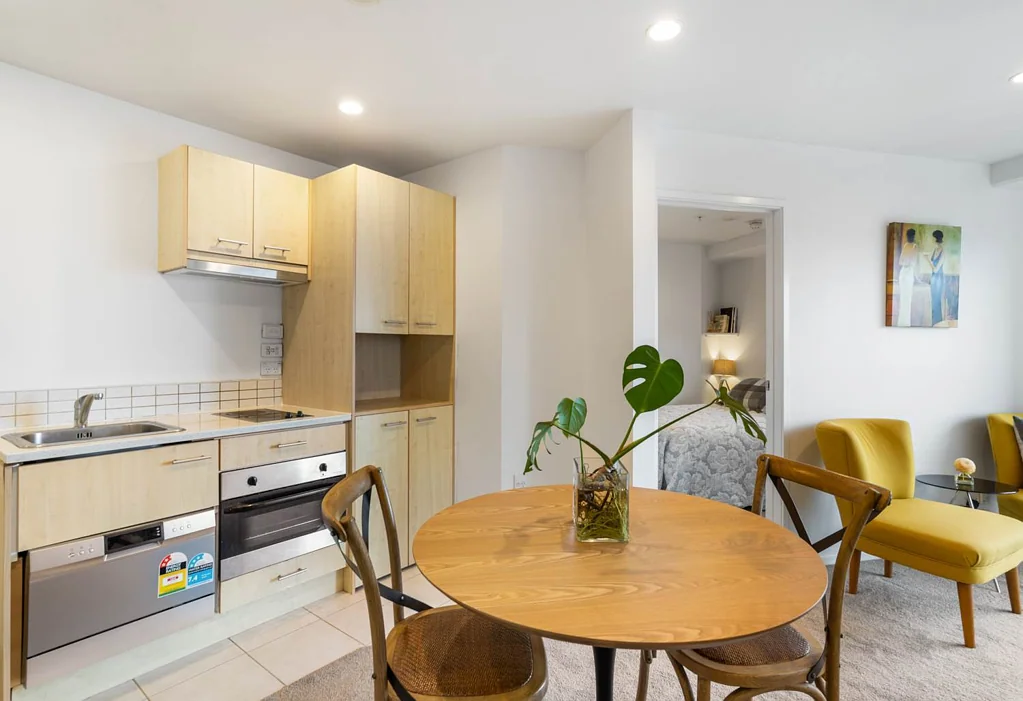 Auckland Central 2ห้องนอน OZ Bound  CBD 2 Bedroom, Study + Balcony