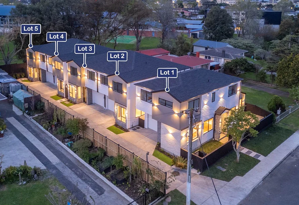 Mangere East 3Habitaciones Step Into Effortless Living in Mangere East!
