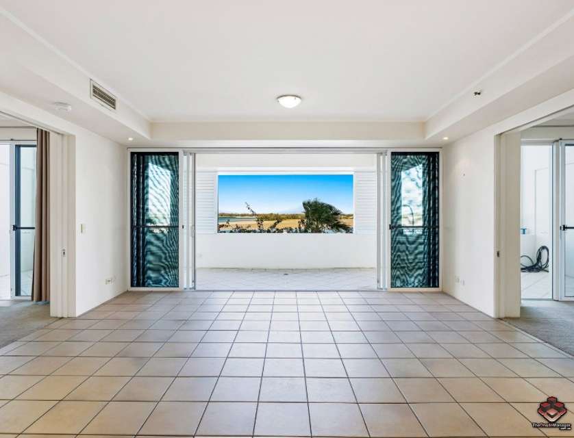 ID:21140783/ 326 Marine Parade, Labrador, QLD 4215, 2 Bedrooms, 2 Bathrooms, Apartment
