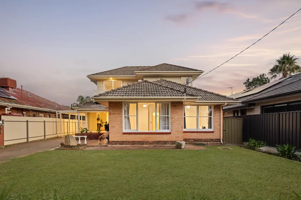 Daw Park 4 Slaapkamer UNDER CONTRACT BY ROBBIE AND ELLIE