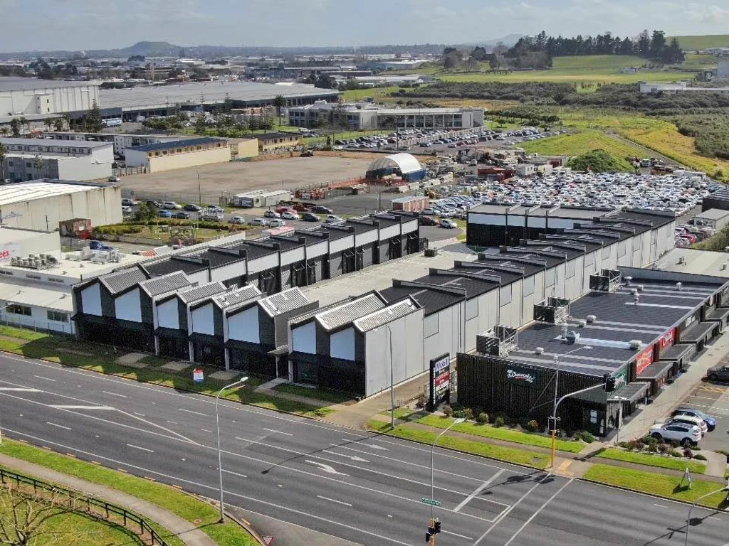East Tamaki  BRAND NEW COMMERCIAL UNIT FOR SALE