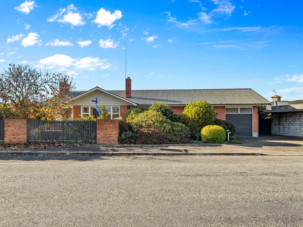 Ashburton 3房  All about location