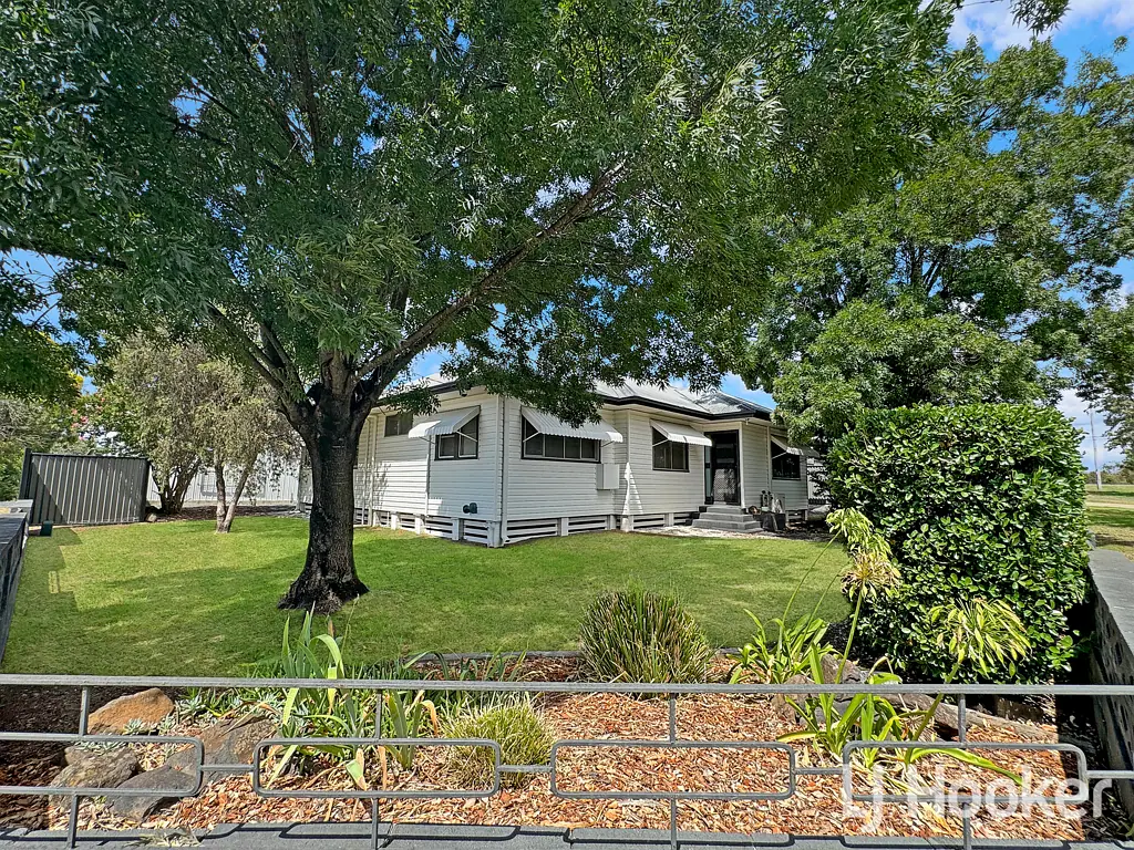 102 Lawrence Street, Inverell, NSW 2360