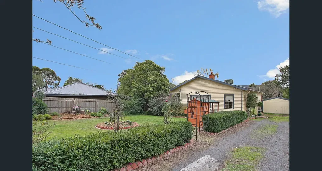 A FAMILY HOME FILLED OF CHARACTER