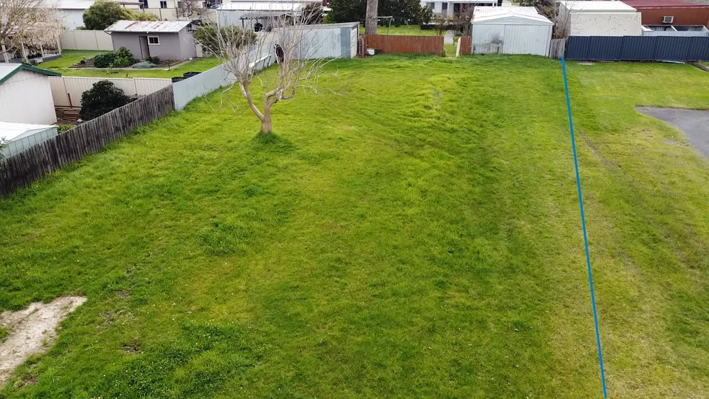 Orbost Large 914m² Allotment with Three-Unit Development Potential