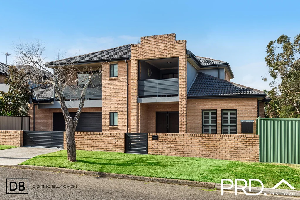 1b Eileen Street, Picnic Point, NSW 2213